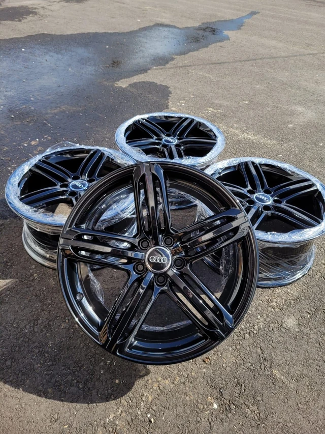 19" Audi S4 OE Wheels Gloss Black - 5x112 - MINT, čierna, dovoz Kanada — foto 1