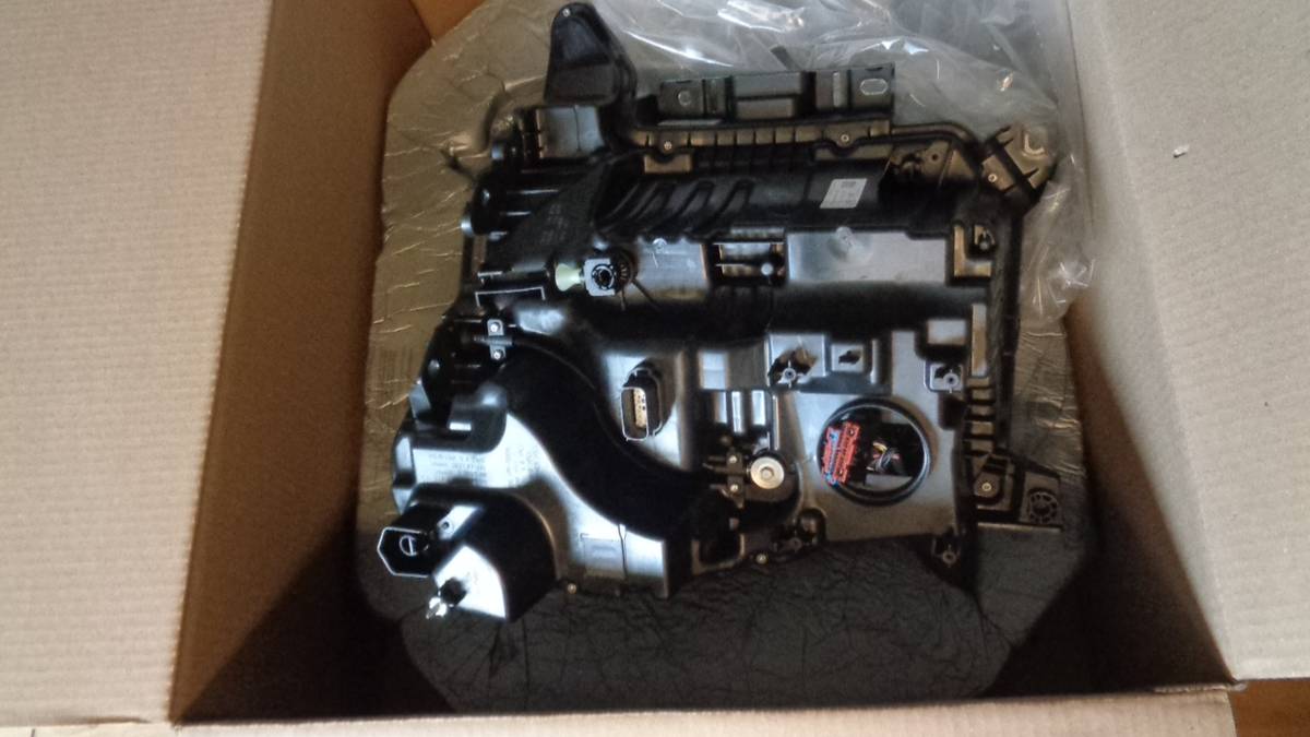 2021-23 Ford F150 levý LED Dynamic Genuine světlomet komplet nový, dovoz USA — foto 3 z 6
