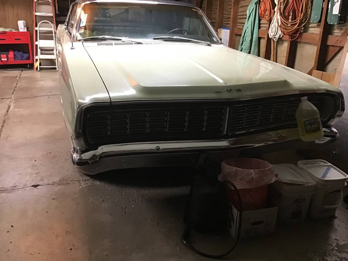 FORD 1968 LTD 2door hardtop / Hidden světlomet / 43,000 mi orig., dovoz USA — foto 2 z 12