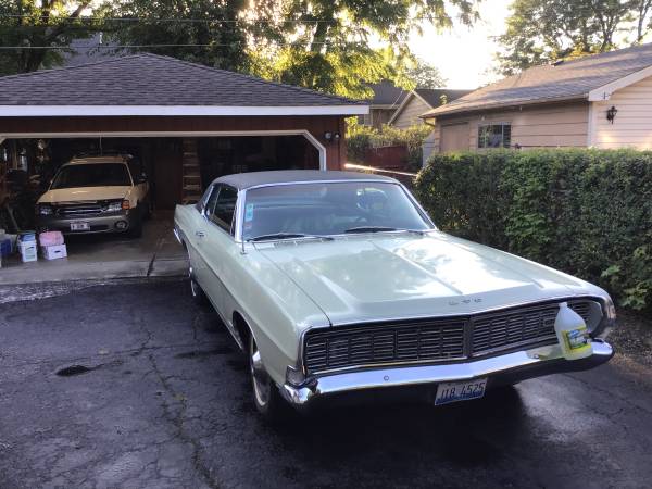 FORD 1968 LTD 2door hardtop / Hidden světlomet / 43,000 mi orig., dovoz USA — foto 4 z 12