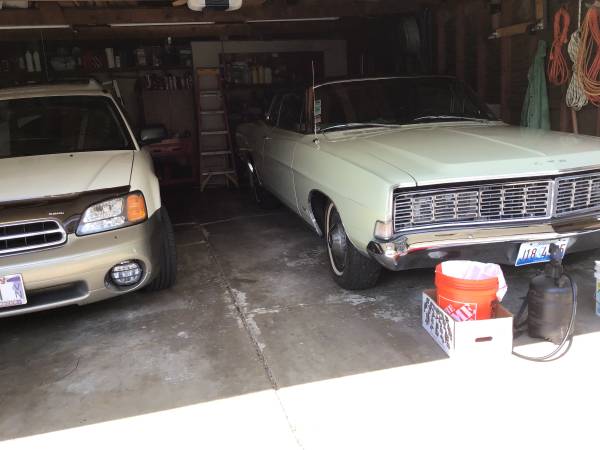 FORD 1968 LTD 2door hardtop / Hidden světlomet / 43,000 mi orig., dovoz USA — foto 5 z 12