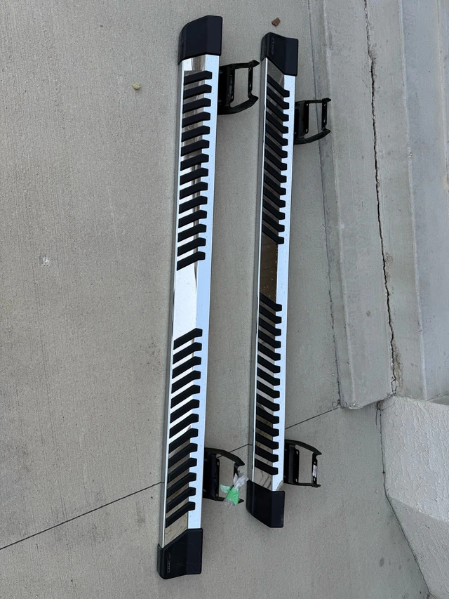 Ford F150 chrome running boards, dovoz Kanada — foto 1