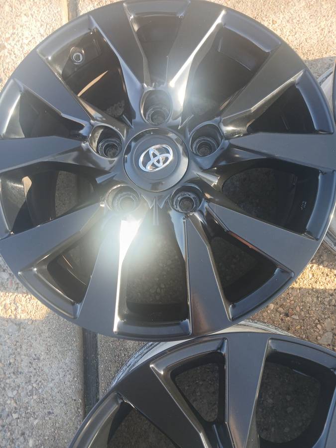 Toyota Black Wheels, čierna, dovoz USA — foto 6 z 6
