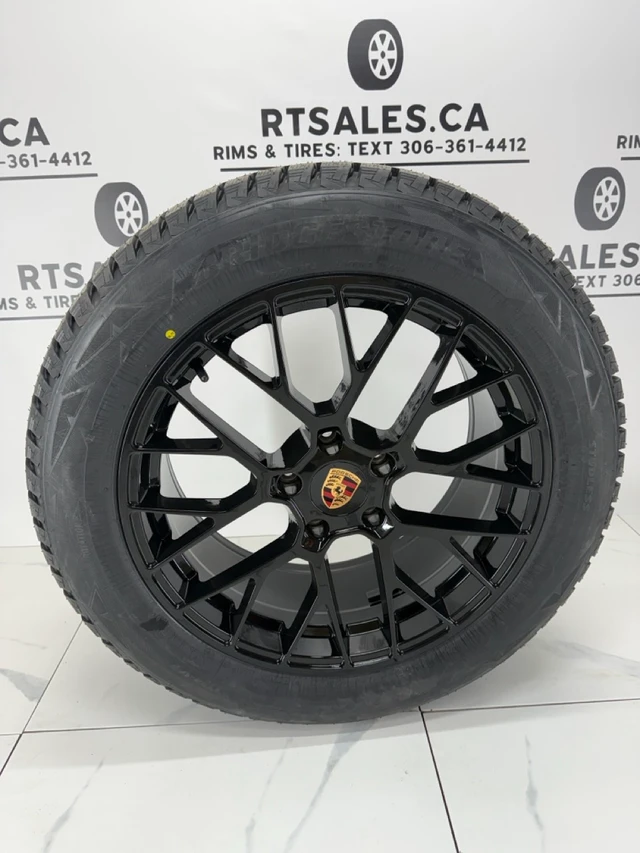 255/55/20 Bridgestone Winter tires 20" 5x130 Porsche Cayenne, dovoz Kanada — foto 1
