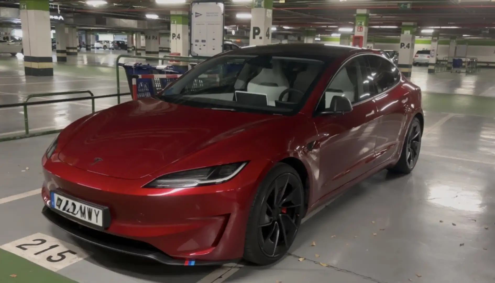 2024 Tesla Model 3, 17 000 km, Španielsko — foto 3 z 12