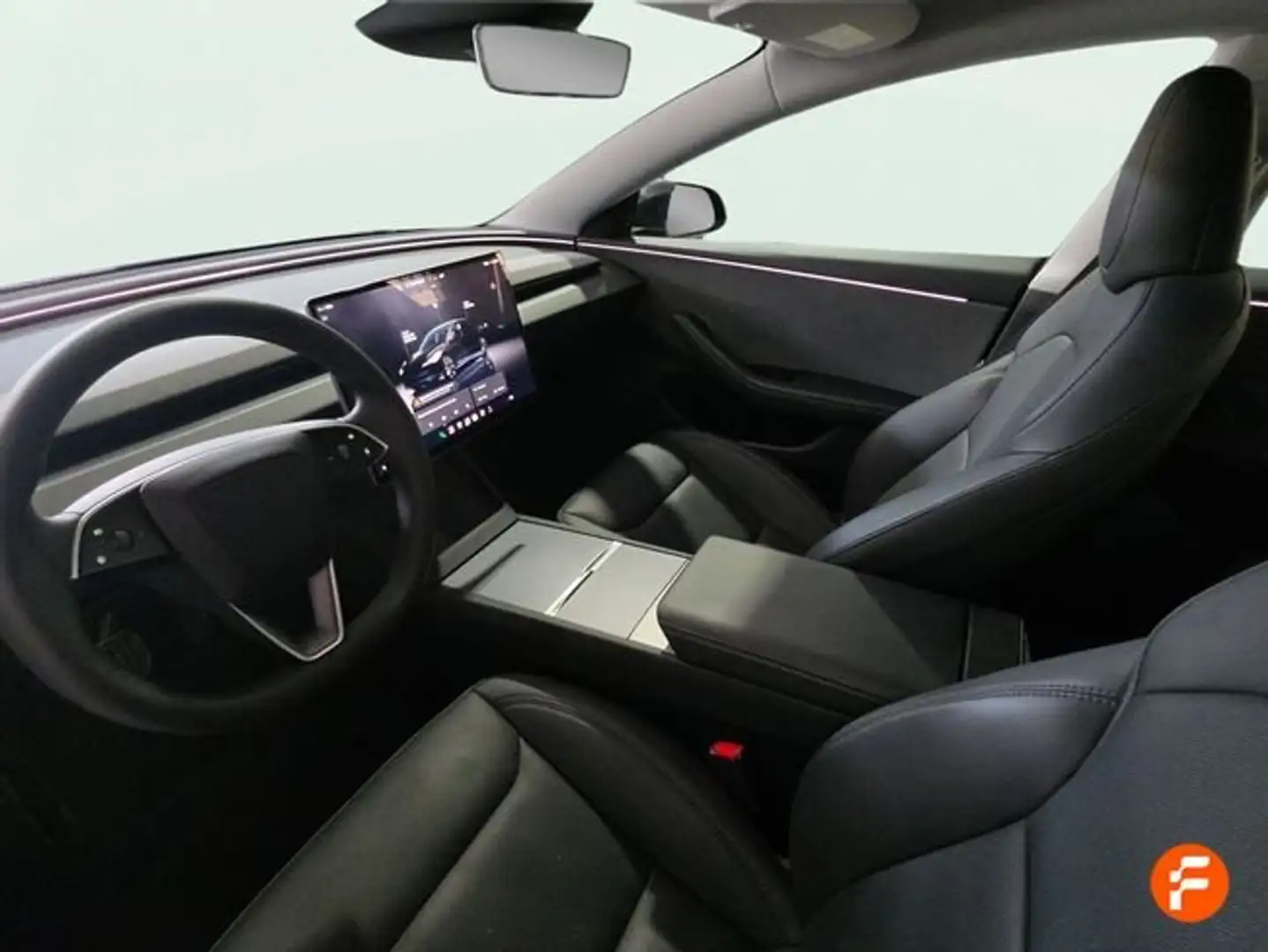 2025 Tesla Model 3, 12 754 km, Španielsko — foto 10 z 12