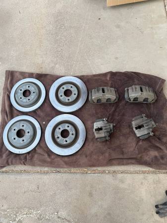 2008 Corvette C6 OE Brake brzdový třmen + Rotors + Pads sada Z51 Gm OE, dovoz USA — foto 1