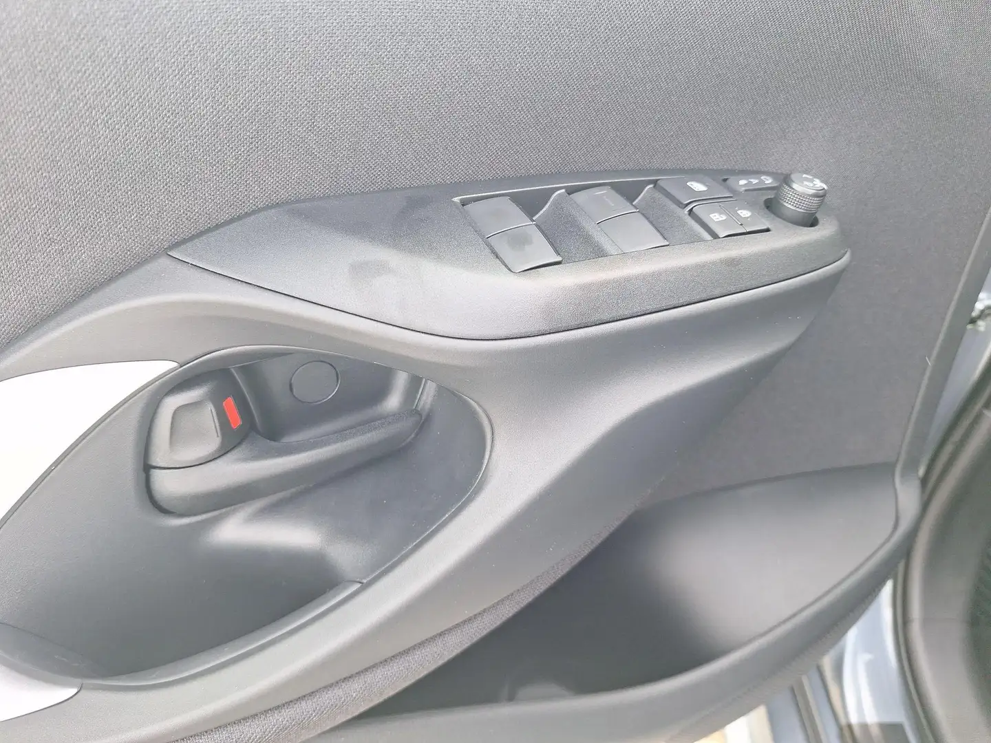 2026 Mazda 2, 1 km, Holandsko — foto 12 z 12