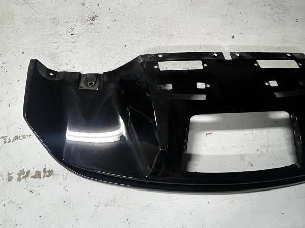 First Gen Audi R8 Lower Diffuser /bottom zadní Spoiler OE #420807521, dovoz USA — foto 5 z 12