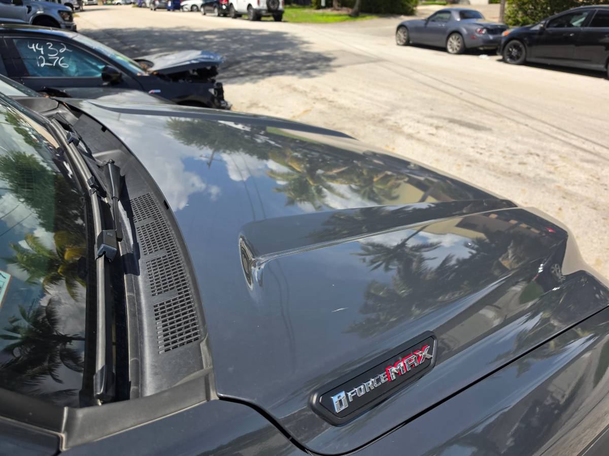 2025 Toyota Tacoma hybrid TRD OE kapota, dovoz USA — foto 5 z 7