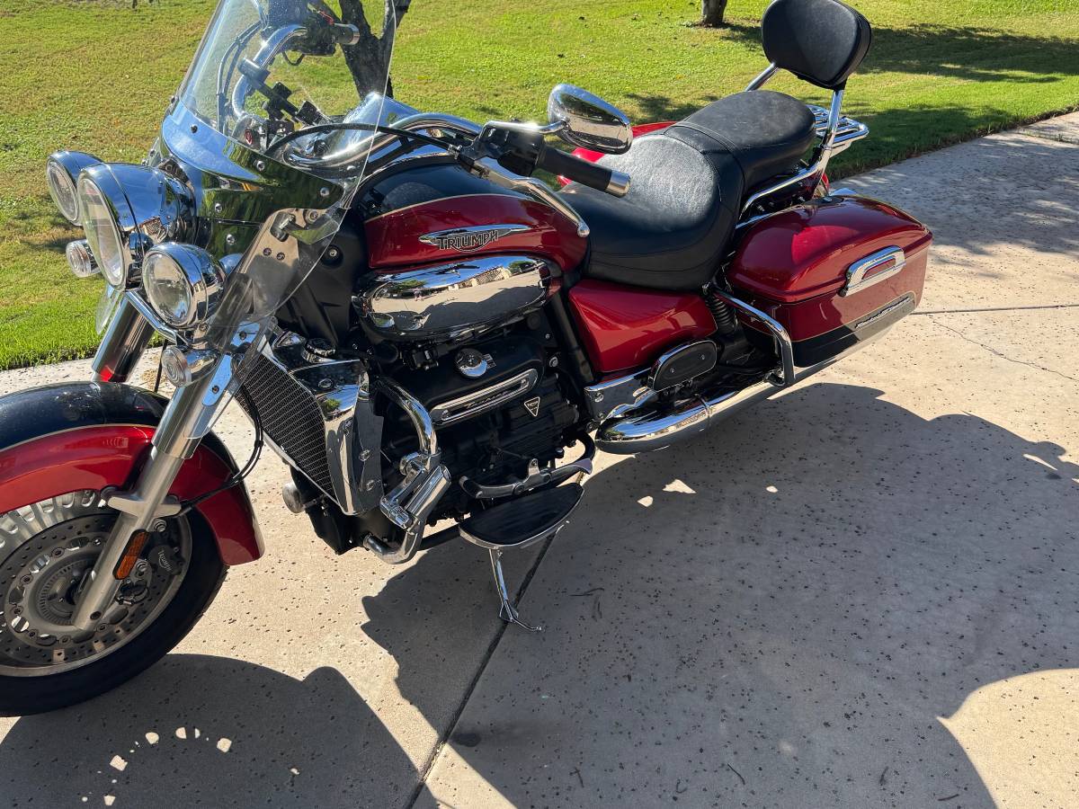 2018 Triumph, dovoz USA — foto 4 z 4