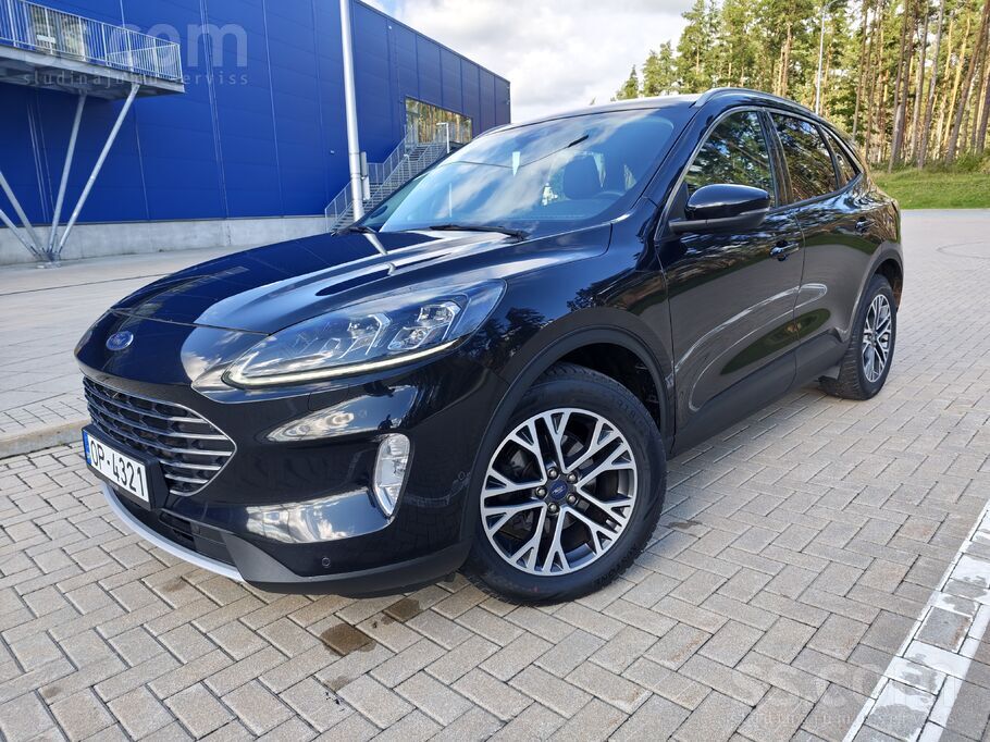 2023 Ford Kuga, 121 000 km, Lotyšsko — foto 1