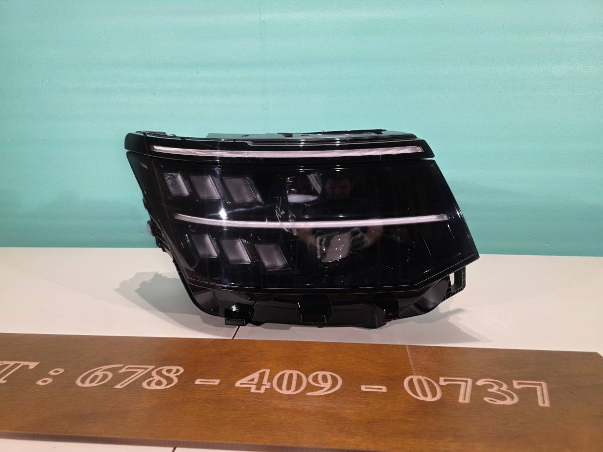 2027 Volkswagen Atlas světlomet pravý OE 3cr.941.006., dovoz USA — foto 1