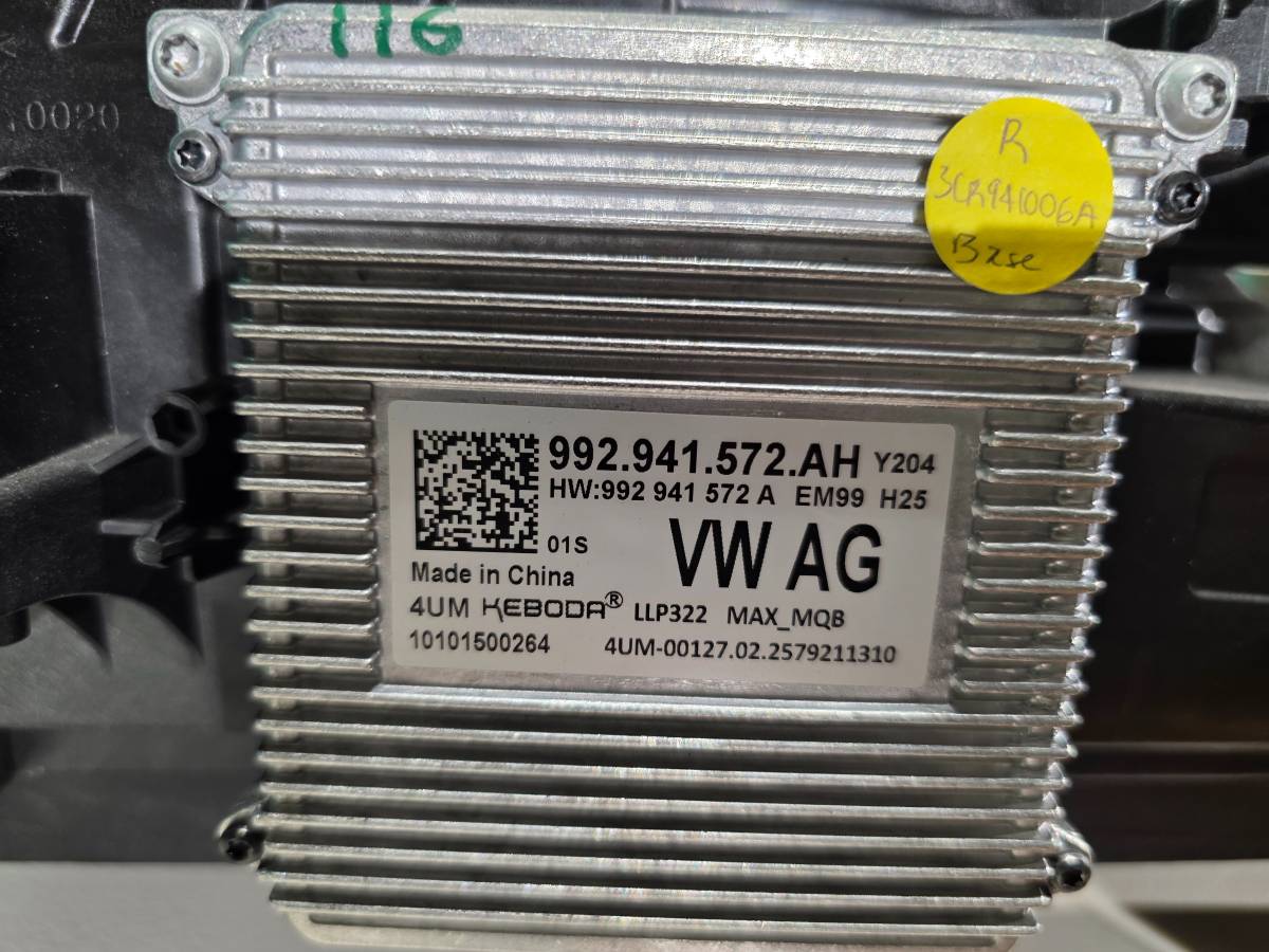 2027 Volkswagen Atlas světlomet pravý OE 3cr.941.006., dovoz USA — foto 12 z 12