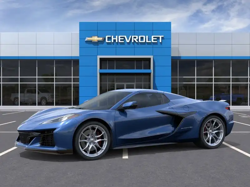 2027 Chevrolet Corvette 2LT, modrá, 0 km, dovoz Kanada — foto 2 z 12