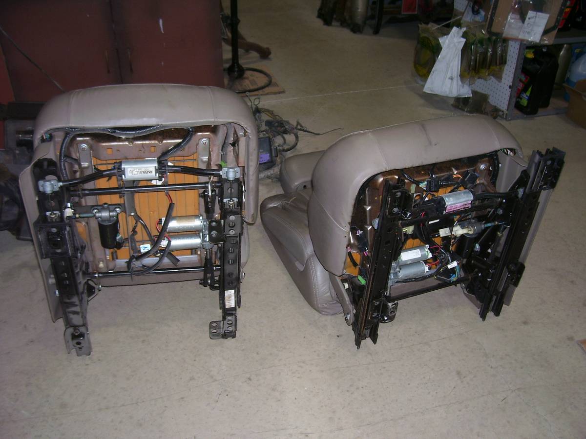 2003 Silverado Seats OE, dovoz USA — foto 10 z 12
