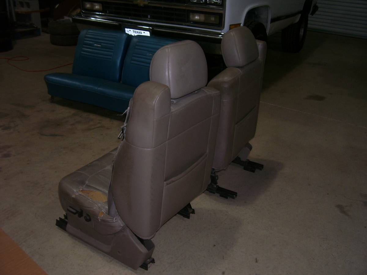 2003 Silverado Seats OE, dovoz USA — foto 4 z 12