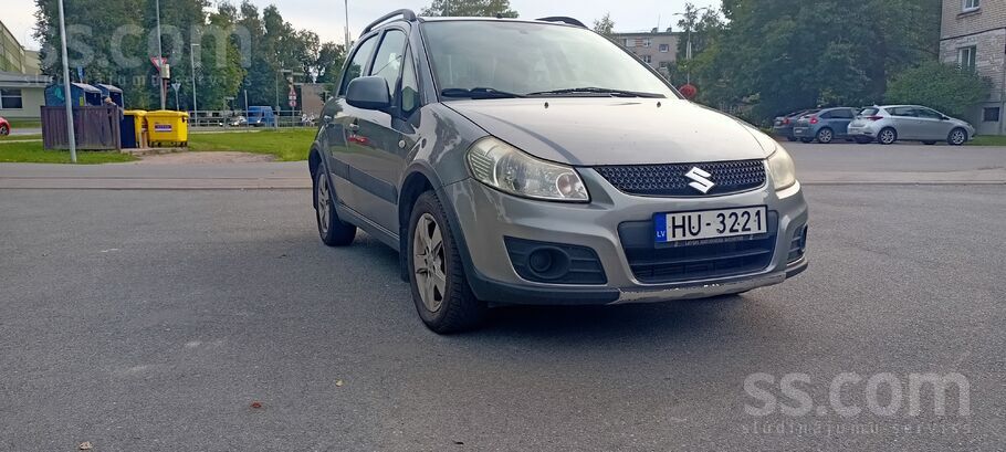 2011 Suzuki SX4, 255 000 km, Lotyšsko — foto 1