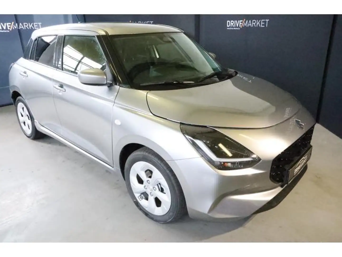 2025 Suzuki Swift, 21 900 km, Luxembursko — foto 1