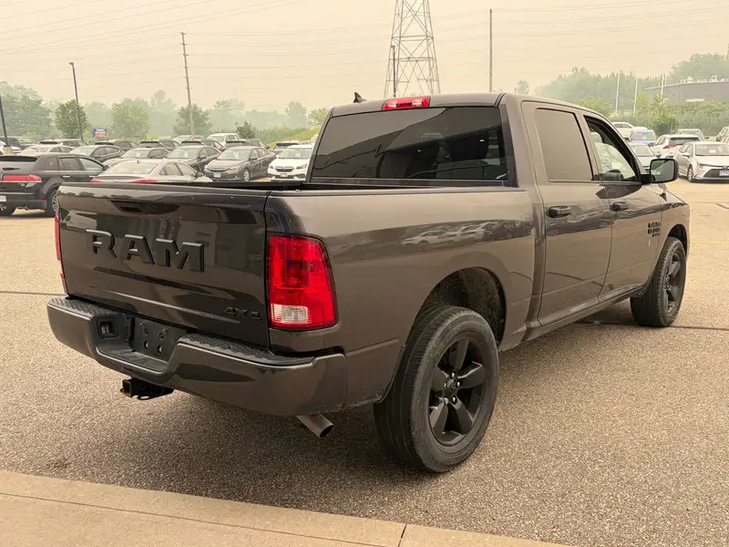 2023 RAM 1500 Classic, 54 196 km, dovoz Kanada — foto 5 z 12
