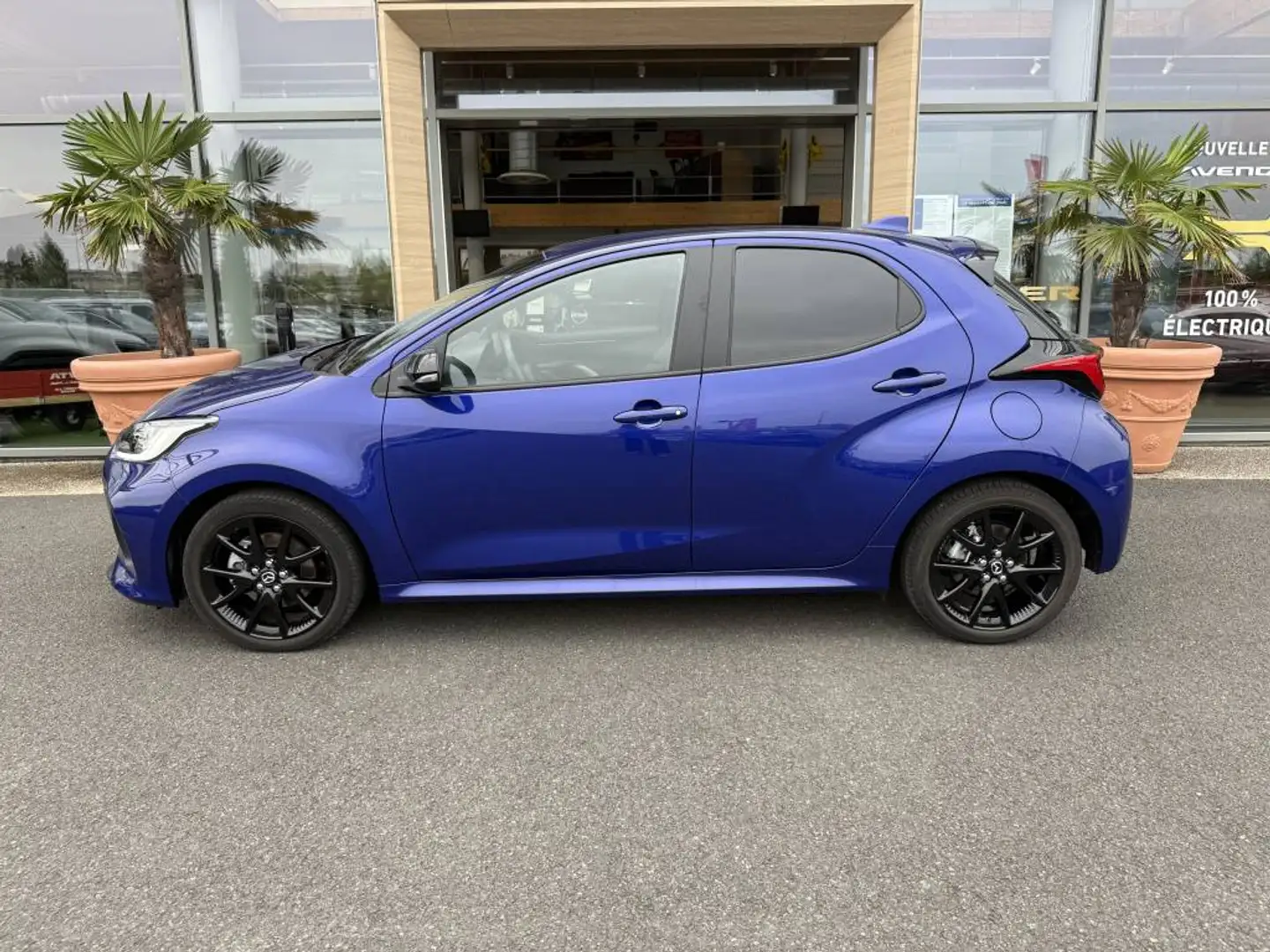 2024 Mazda 2, 11 928 km, Francúzsko — foto 2 z 12