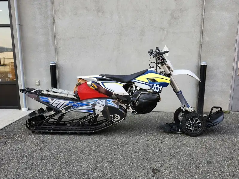 2017 Husqvarna FE 501, dovoz Kanada — foto 1