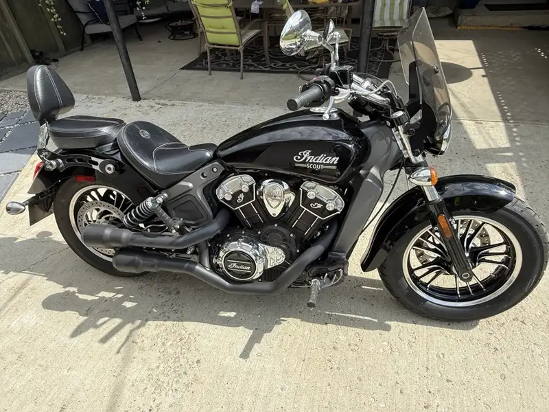 2019 Indian Motorcycles Scout, čierna, 10 778 km, dovoz Kanada — foto 2 z 5