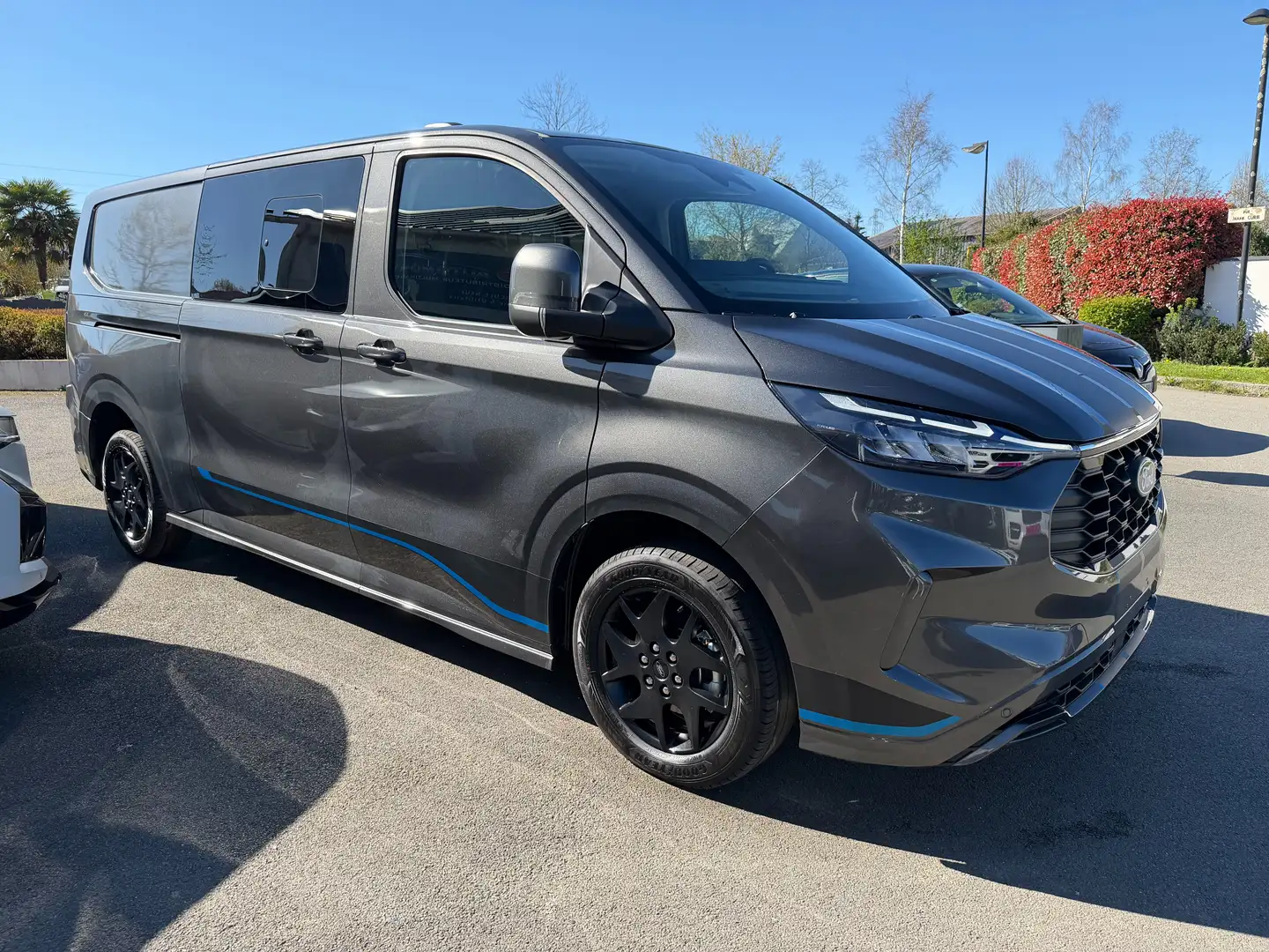 2026 Ford Transit Custom, 5 km, Francúzsko — foto 3 z 12