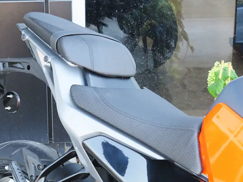 2024 KTM 250 Duke, oranžová, 0 km, dovoz Kanada — foto 8 z 12