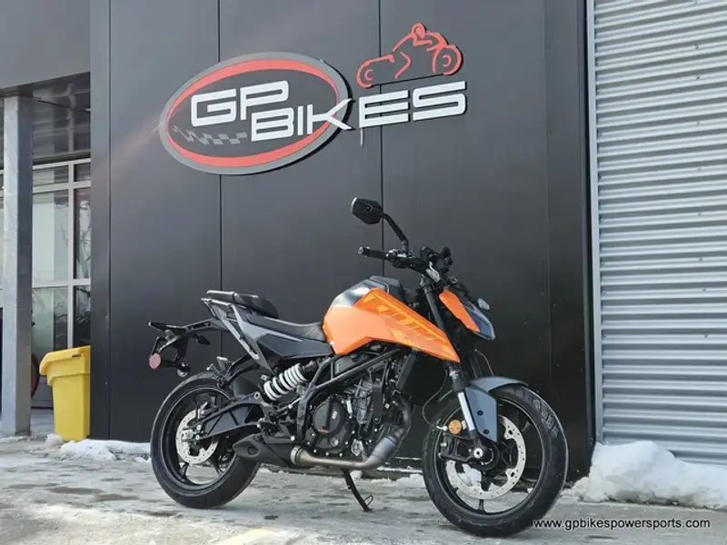 2024 KTM Duke 250, oranžová, 0 km, dovoz Kanada — foto 1