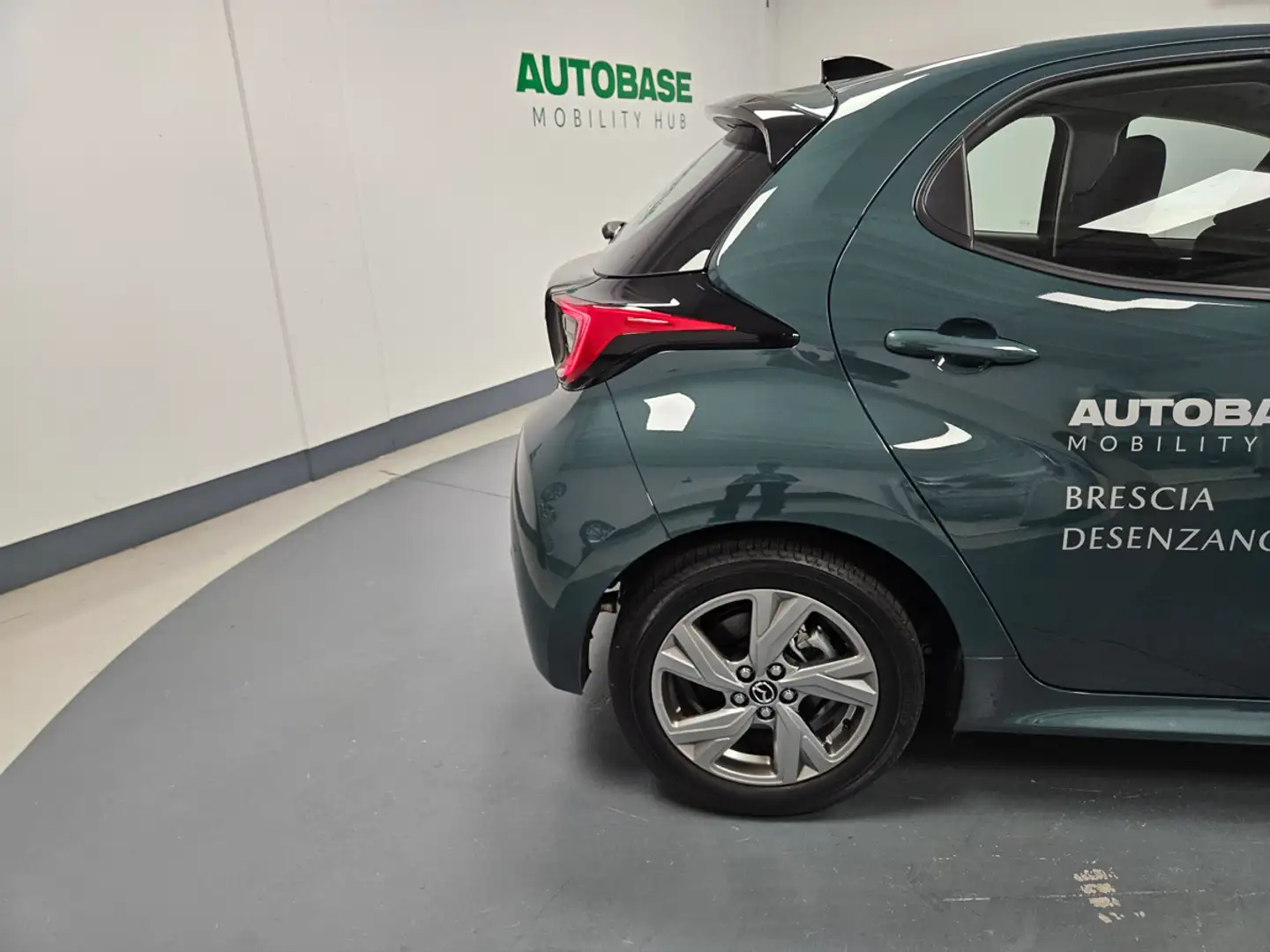 2026 Mazda 2, 1 km, Taliansko — foto 7 z 12