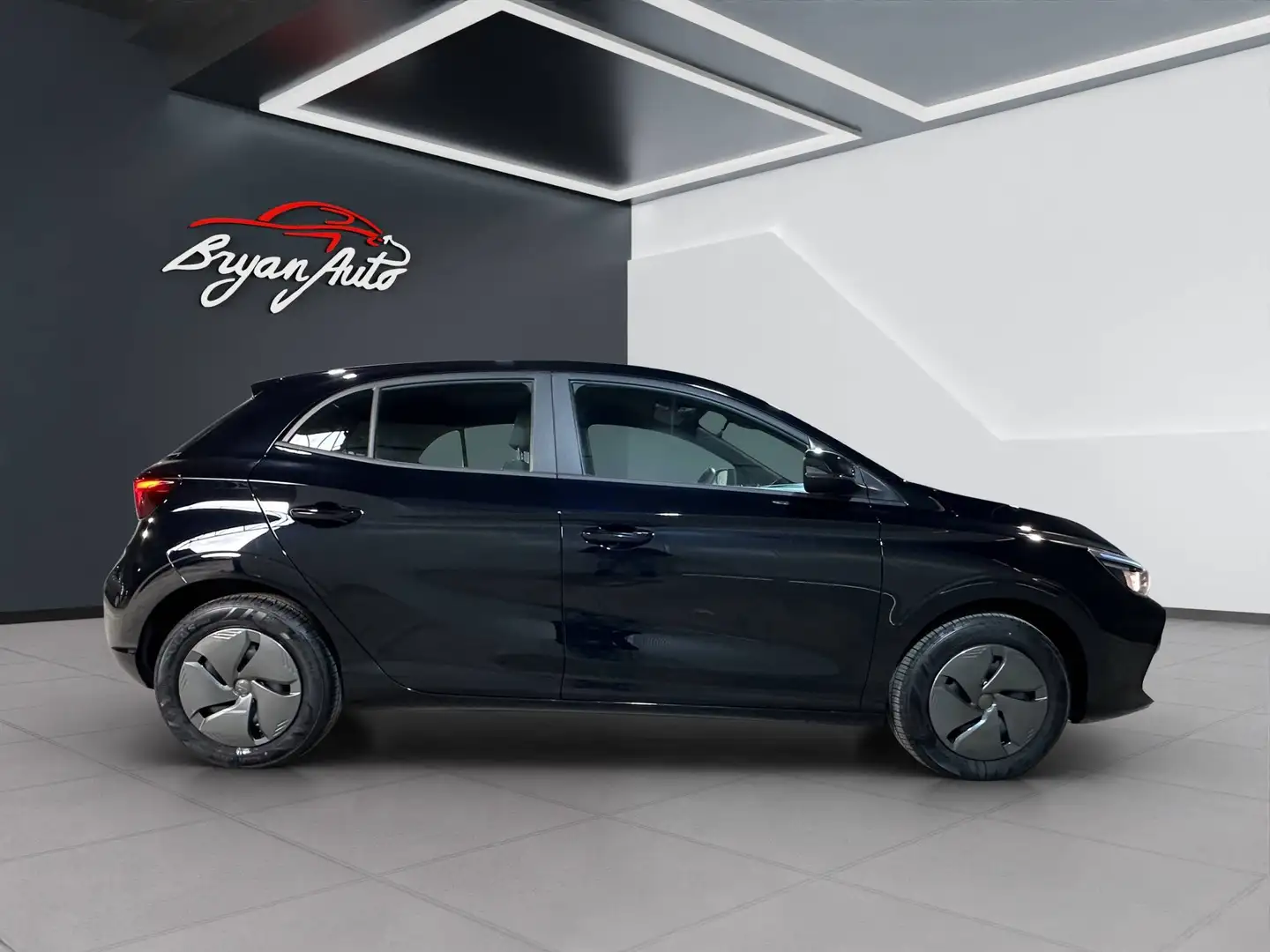 2026 MG3, 1 km, Taliansko — foto 1