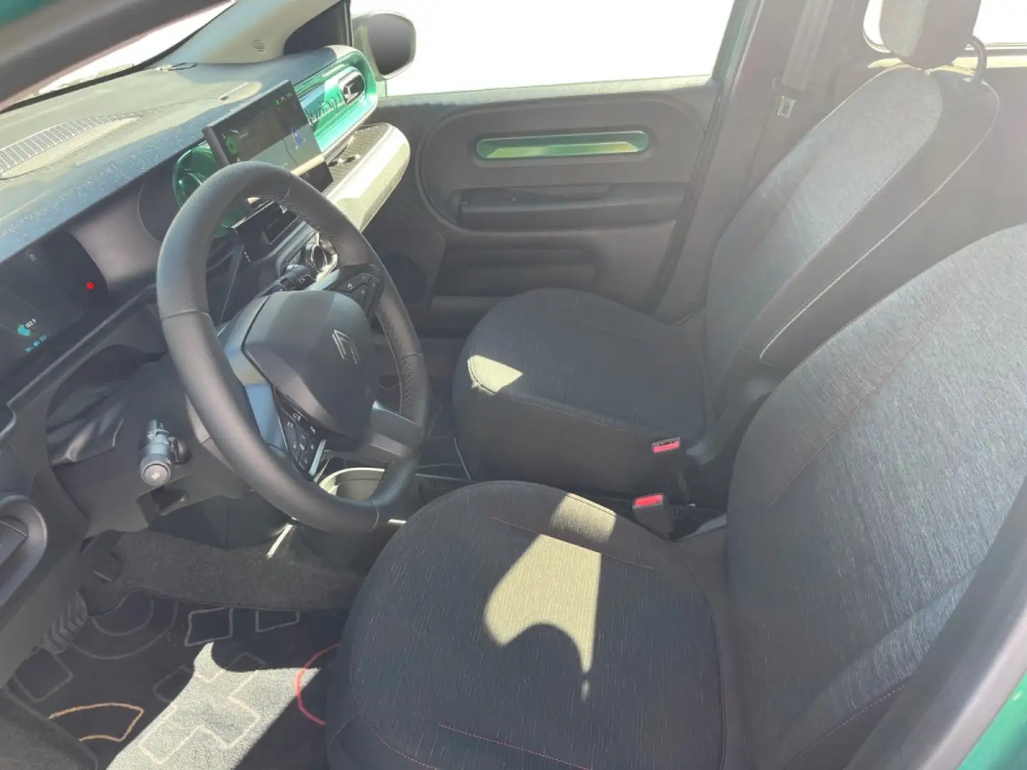 2026 Renault Twingo, 6 000 km, Luxembursko — foto 8 z 10