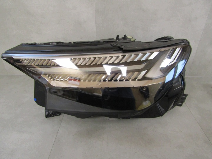 světlomet přední Audi Q4 E-tron E Tron FULL LED Matrix 21- levá 89a941035, Skladom v EÚ — foto 1