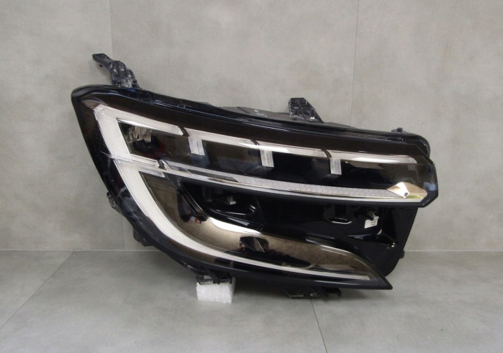 světlomet přední Renault Austral LED Matrix Vision 22-25 pravá 260109229r, Skladom v EÚ — foto 1