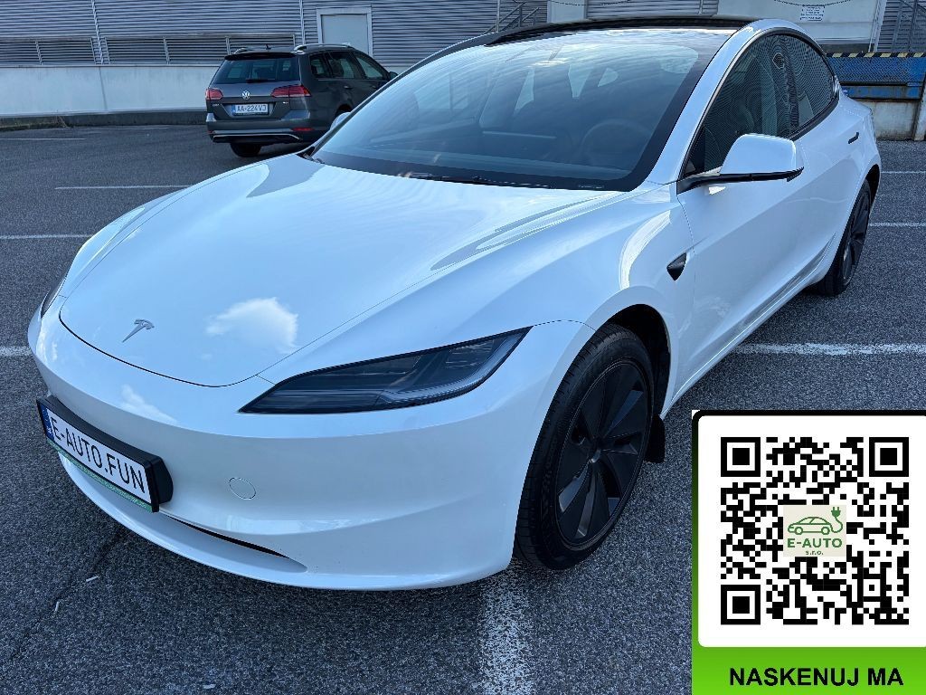 2024 Tesla, 88 704 km, Slovensko — foto 1