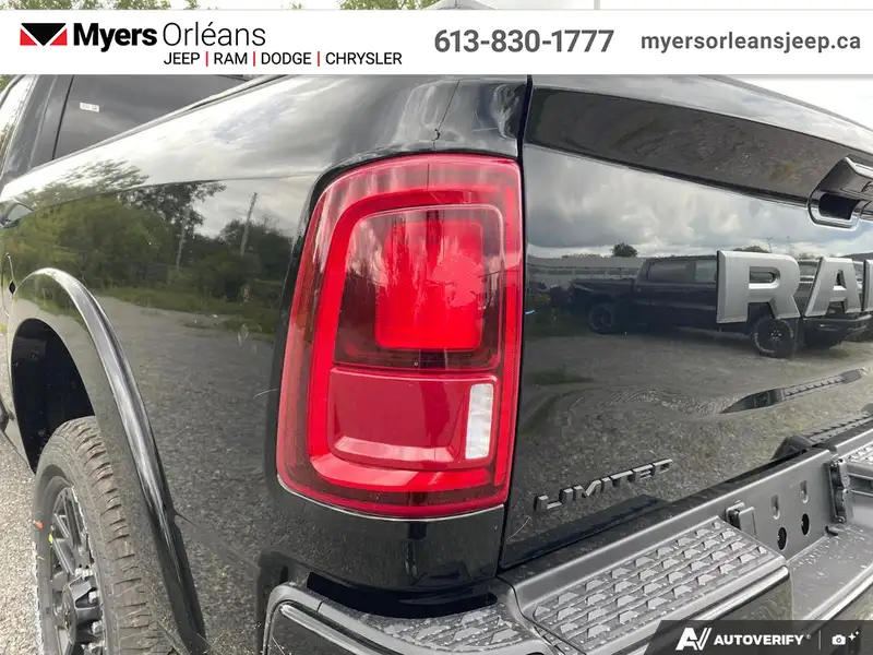 2027 RAM 2500 Limited, čierna, 0 km, dovoz Kanada — foto 12 z 12