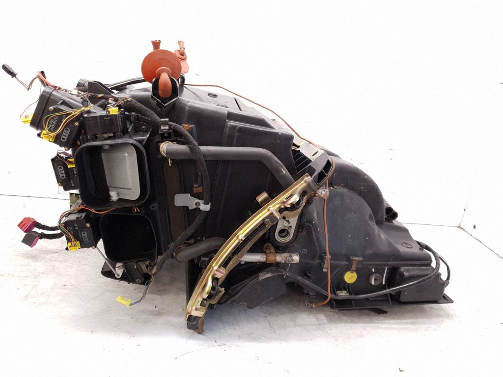 Audi A8 S8 D2 4D Interior heater climate box komplet housing, Skladom v EÚ — foto 1