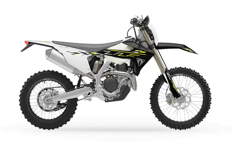 2026 Triumph TF 450-E, čierna, 5 km, dovoz Kanada — foto 1 | AMECAR 2026 Triumph TF 450-E, čierna, 5 km, dovoz Kanada — foto 1