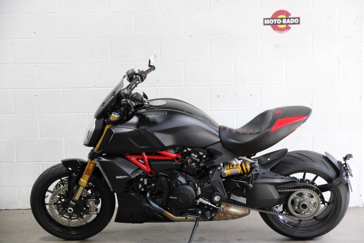 2022 Ducati, dovoz USA — foto 2 z 12