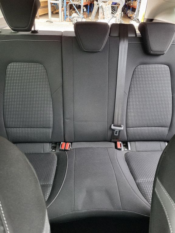 Ford Focus Second row seats JX7BB63804FF1G6F, Skladom v EÚ — foto 1