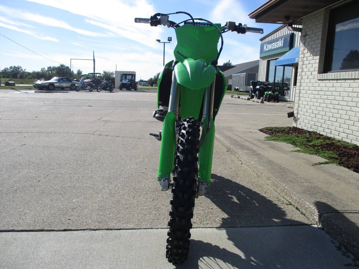 2024 Kawasaki, dovoz USA — foto 6 z 7