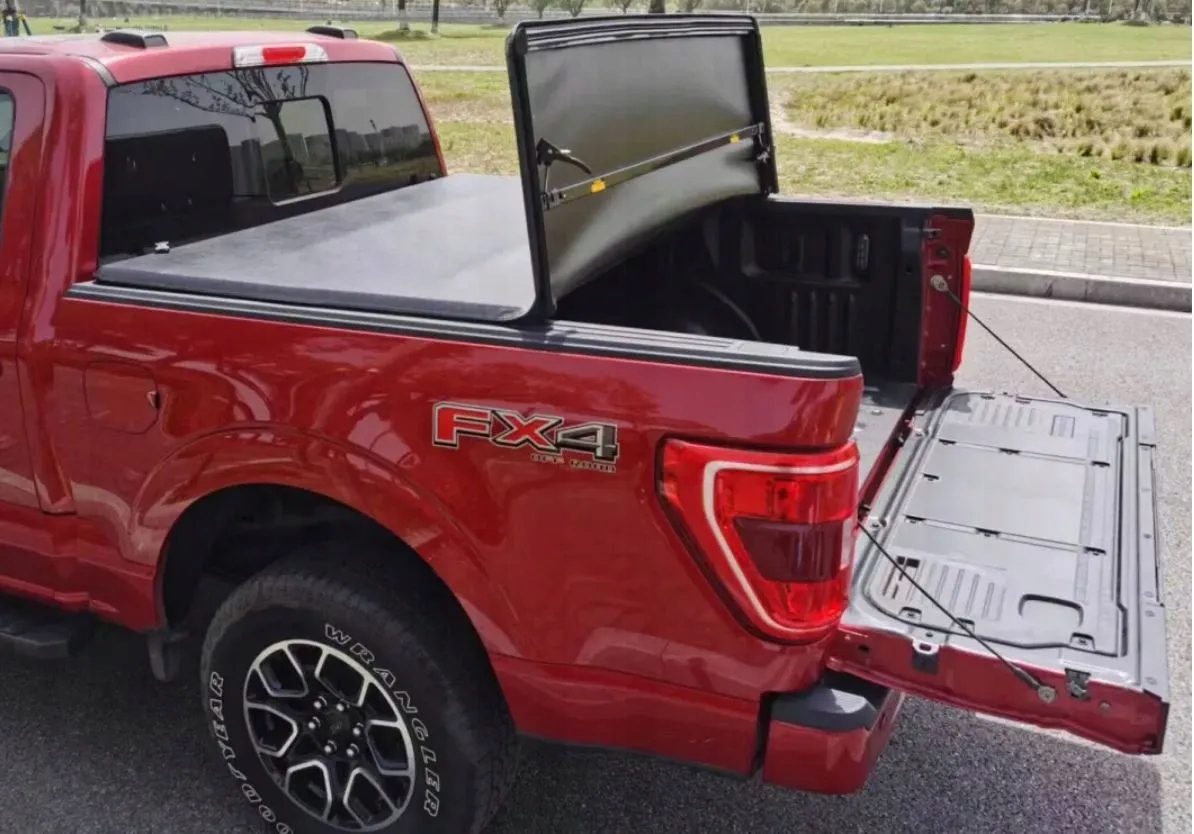 kryt korby skládací Na 3 Miekka 5.5 Ft Ford F150 04-08, Skladom v EÚ — foto 1