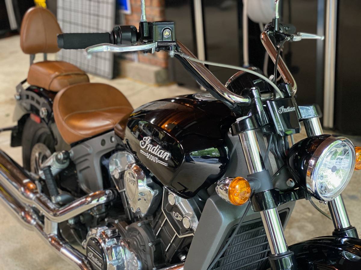 2015 Indian, dovoz USA — foto 1