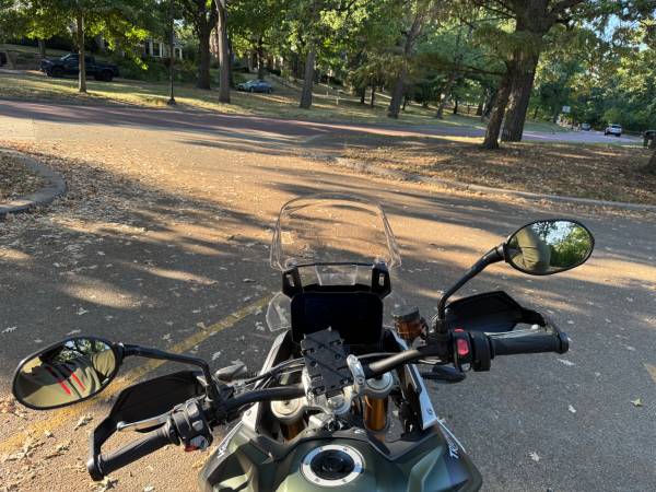 2022 Triumph, dovoz USA — foto 8 z 12