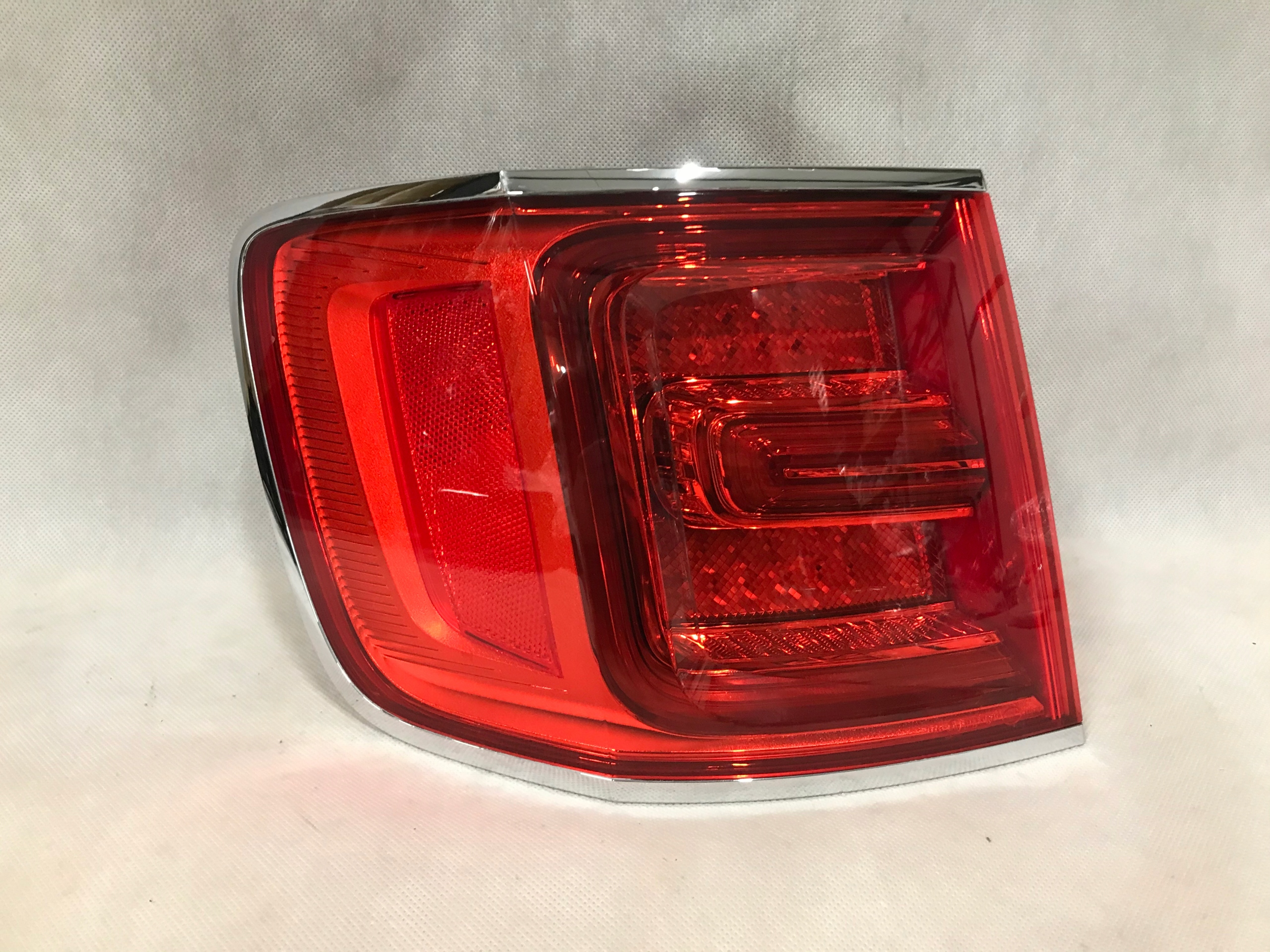 Bentley Bentayga 36a 15-21 světlomet zadní levá FULL LED Europa, Skladom v EÚ — foto 1