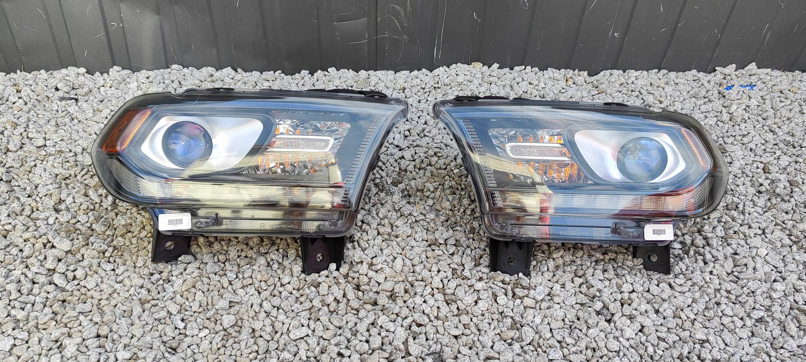 přední světlomet Dodge OE originál komplet levý i pravý amerykanska, Skladom v EÚ — foto 1