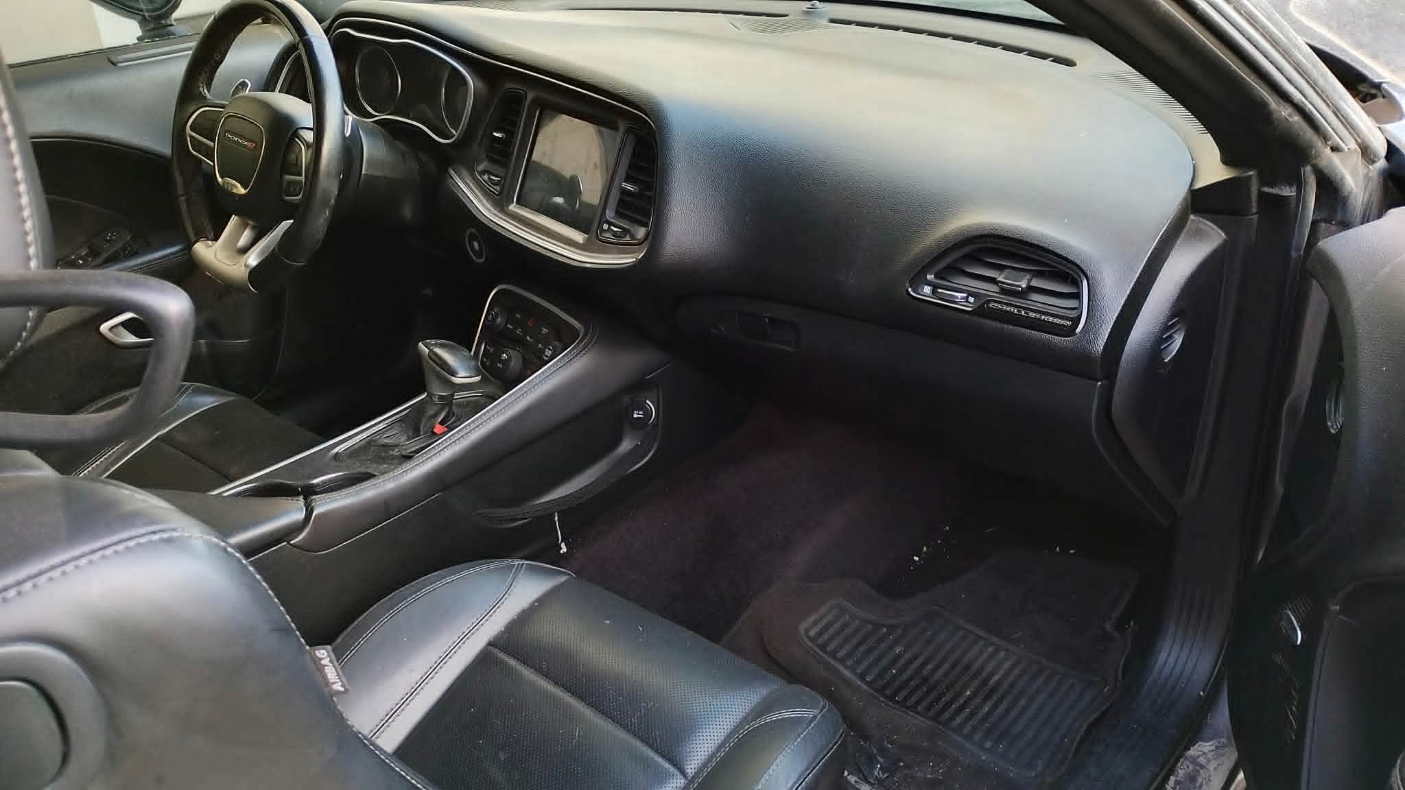 Deska rozdzielcza konsola silentblok airbag Dodge Challenger 2015, Skladom v EÚ — foto 1