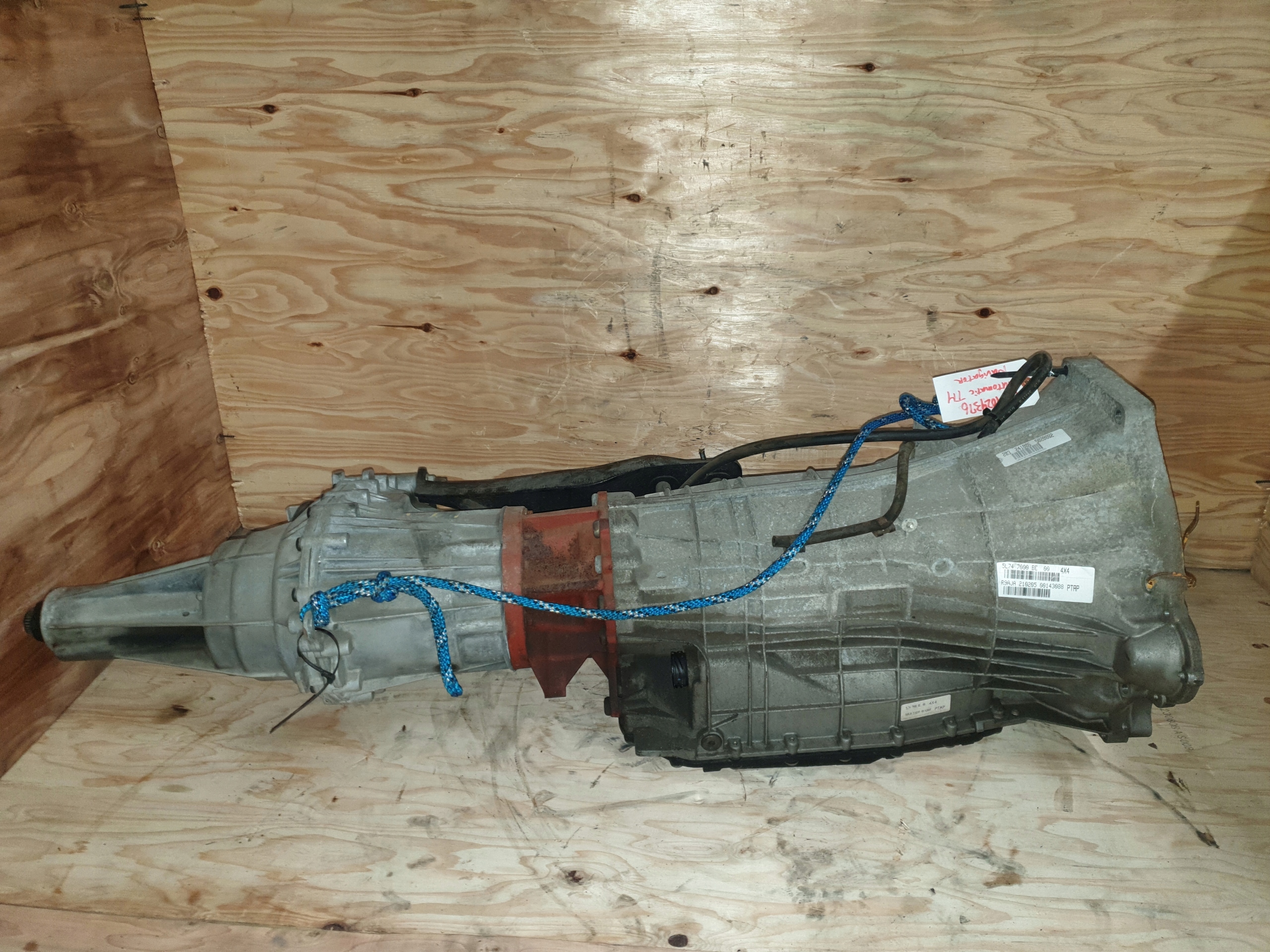 Reduktor Automat Lincoln Navigator 5.4 05, Skladom v EÚ — foto 1