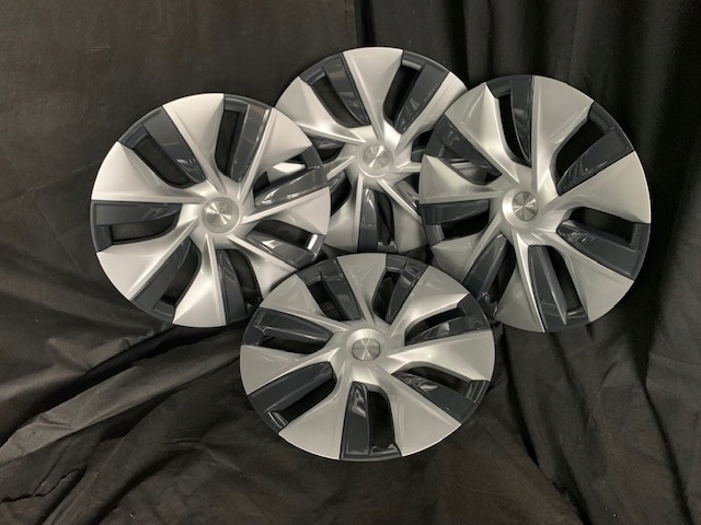 Kolpak Tesla originál 19" srebrny, Skladom v EÚ — foto 1